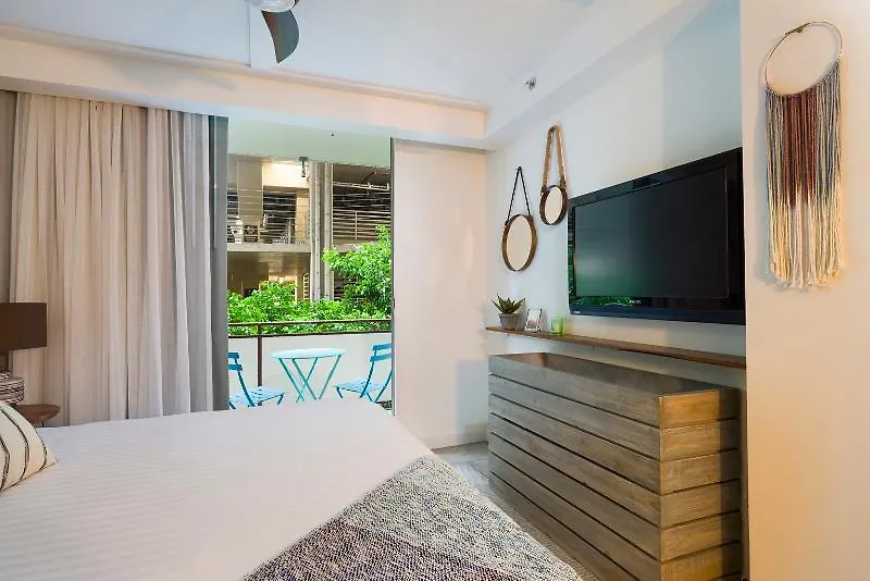 ****  The Surfjack Hotel & Swim Club Honolulu United States