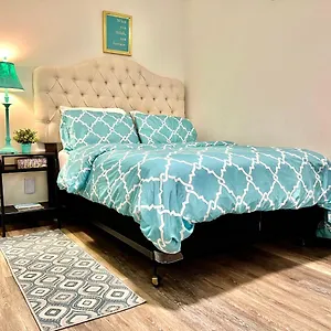 Private With Shared Bathroom On The 1st Floor 10 Minutes Walk To Of Washington , Seattle United States