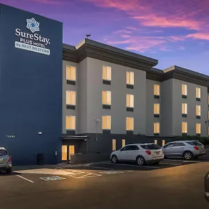 *** 호텔 Surestay By Western Airport 미국
