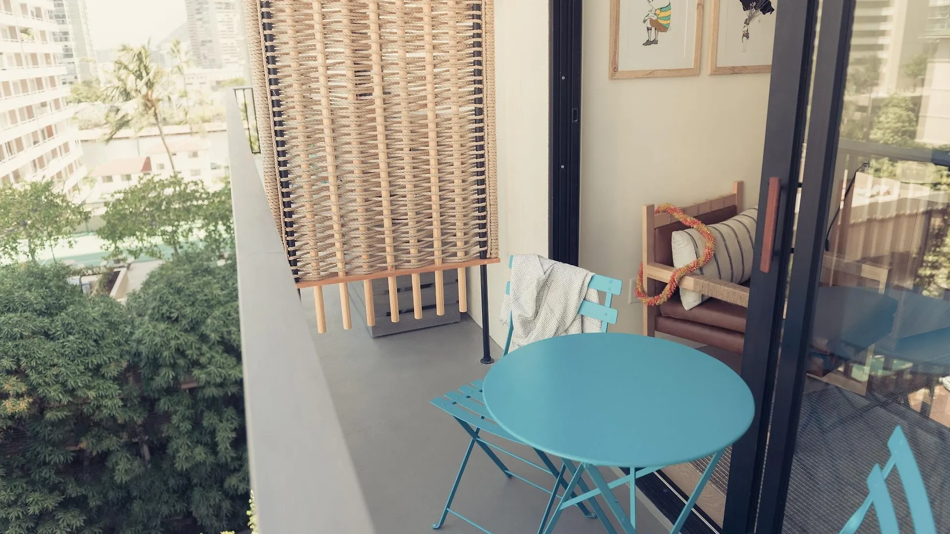 The Surfjack Hotel & Swim Club Honolulu